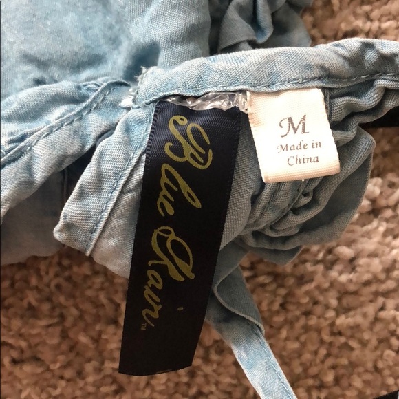 Blue Rain Like New Flowy Tank Size M - Picture 2 of 4